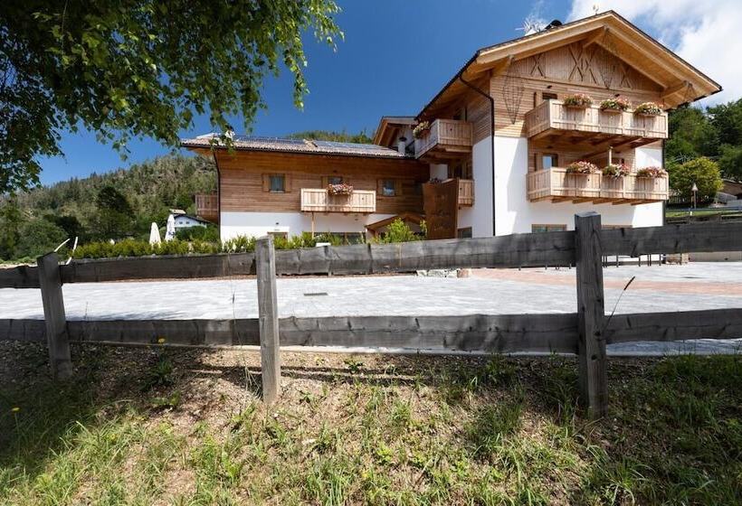 فندق Garnì & Wellness Anderle