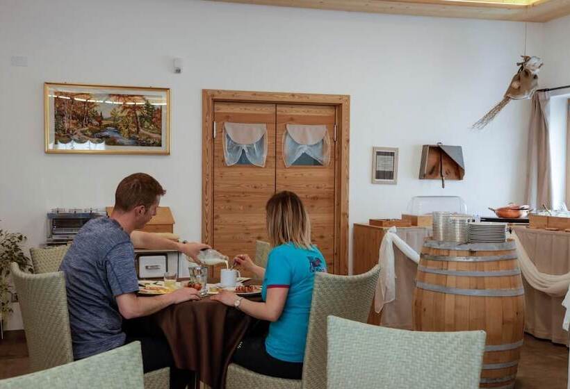 فندق Garnì & Wellness Anderle