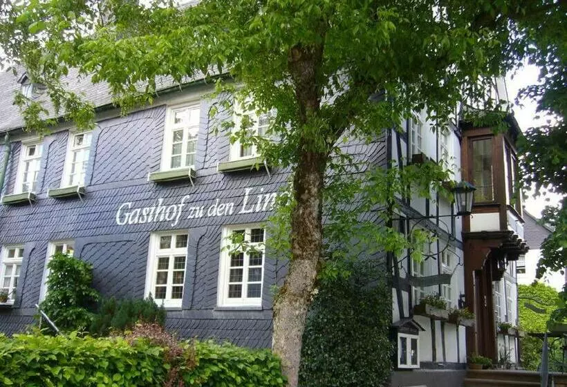 Hotelli Gasthof Zu Den Linden