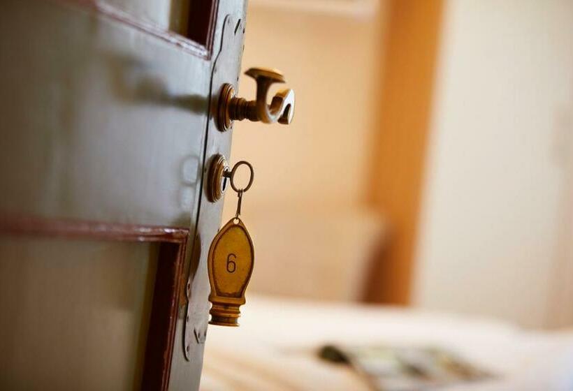 酒店 Gasthof Zu Den Linden