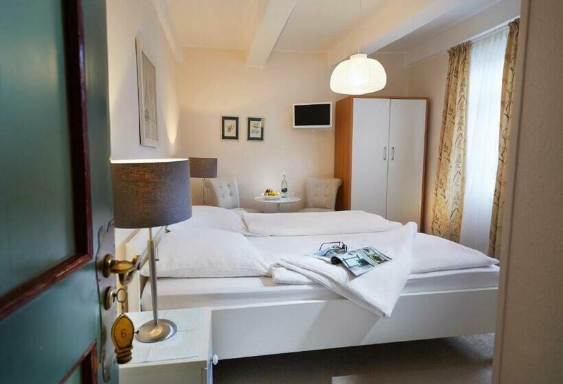 酒店 Gasthof Zu Den Linden