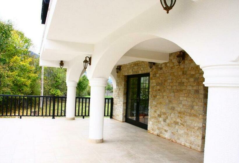 Отель Luisenthal Conac