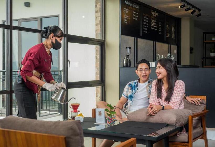 Nava Hotel Tawangmangu