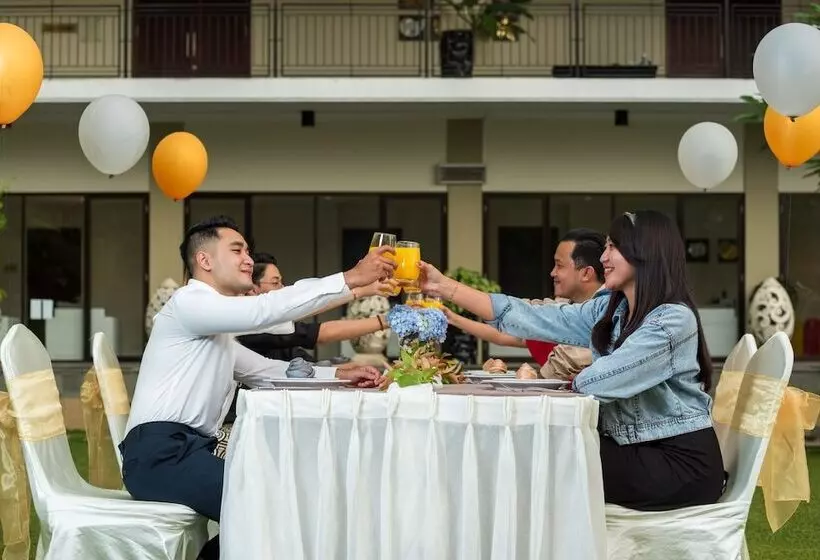 Nava Hotel Tawangmangu