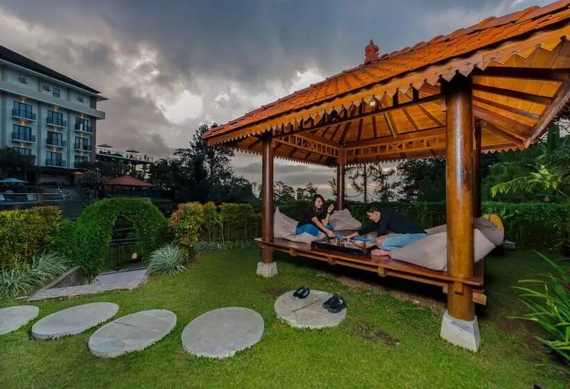 Nava Hotel Tawangmangu