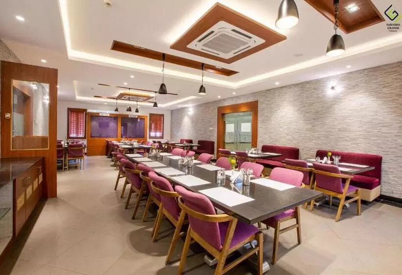 Hotelli Saradha Grande