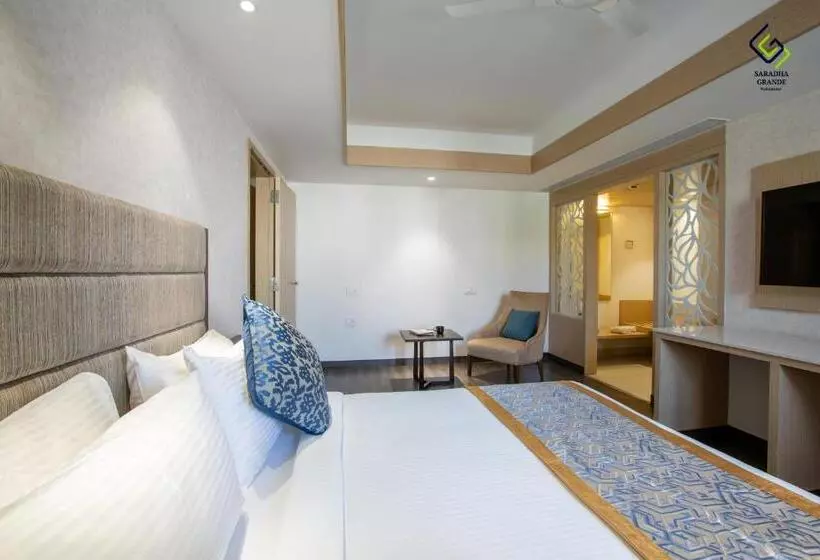 Hotelli Saradha Grande