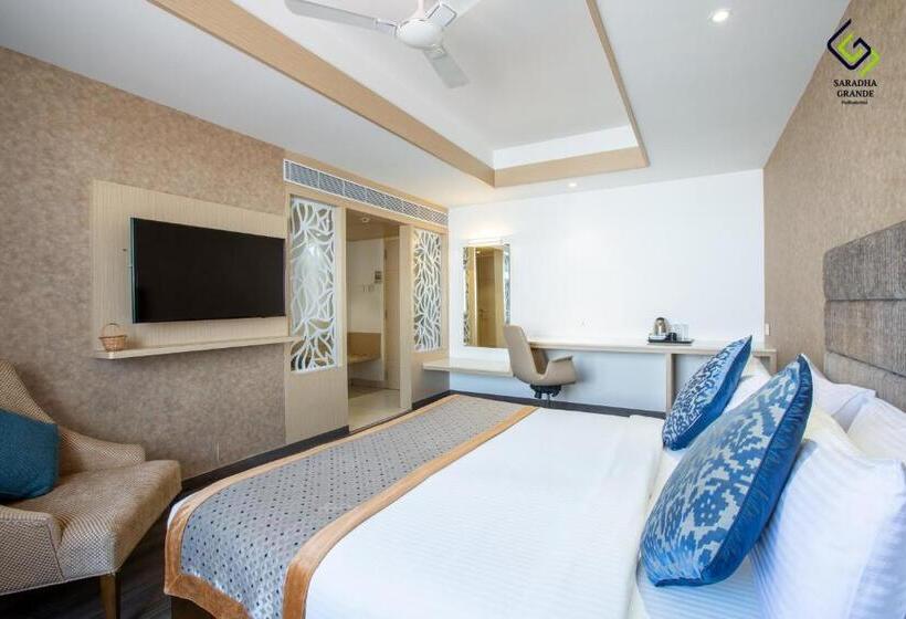 Hotel Saradha Grande