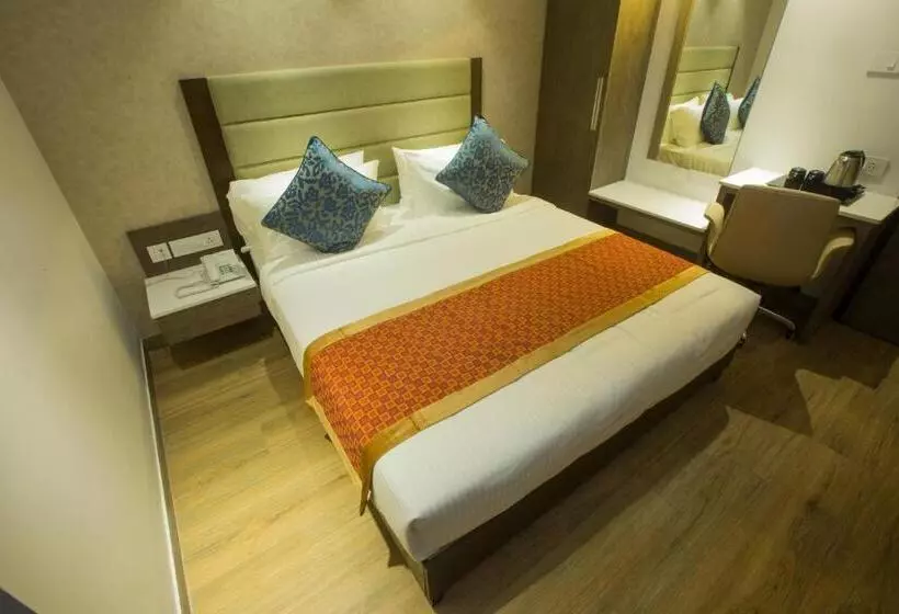 Hotelli Saradha Grande