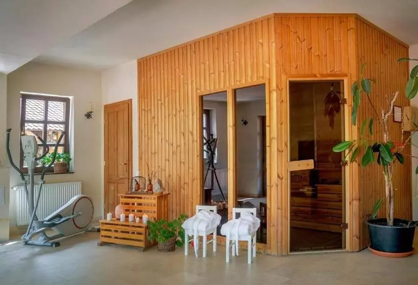 Majatalo Conacul Gaal Kuria