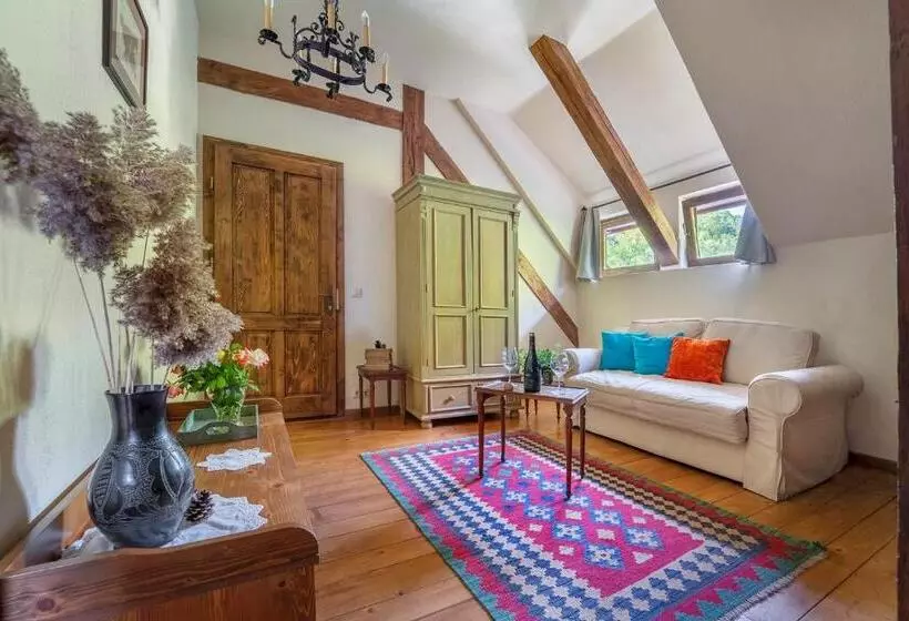 Majatalo Conacul Gaal Kuria