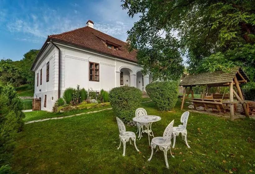 Majatalo Conacul Gaal Kuria