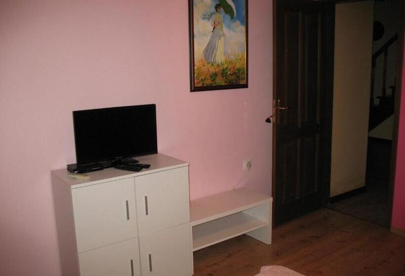 Пансион Guest House Slivek