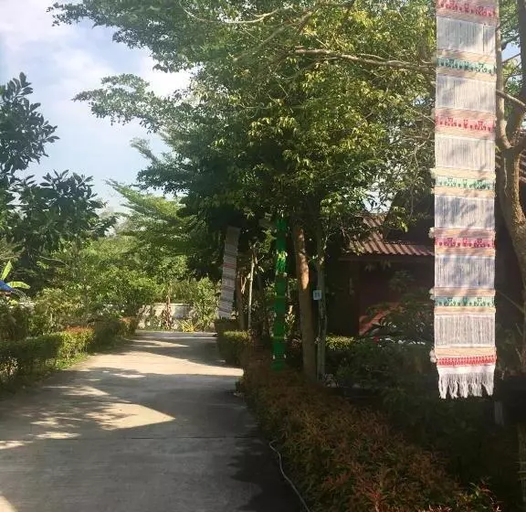 Majatalo Panpim Resort