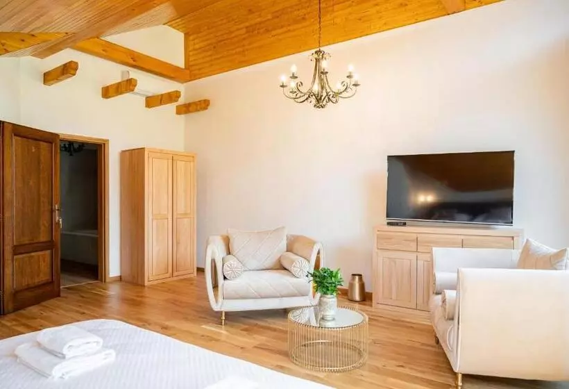 Majatalo Rezort Sivý Kameň