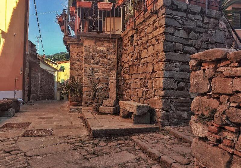 بنسيون Pietra Di Mare