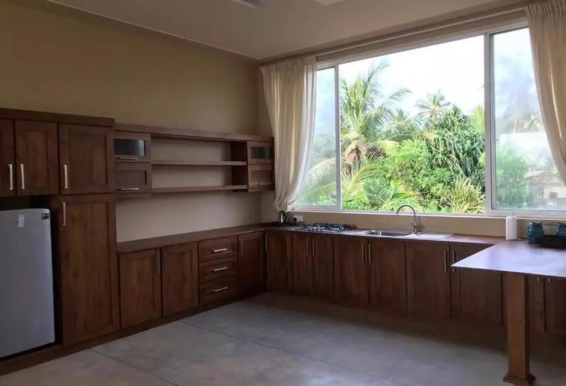 پانسیون Villa By The Sea, Negombo Katunayake