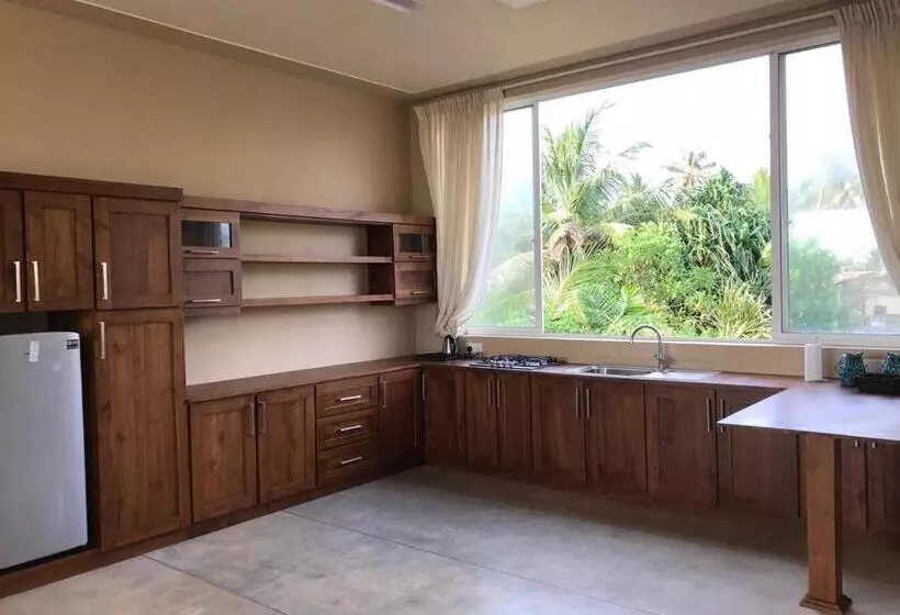 پانسیون Villa By The Sea, Negombo Katunayake