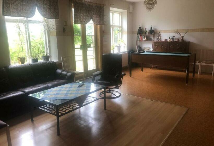 Retkeilymaja Billingehill Bed&breakfast