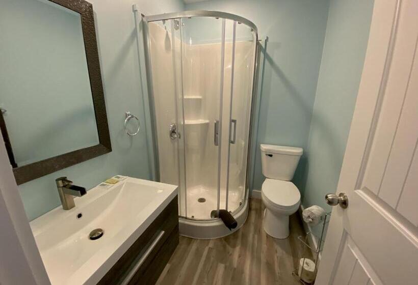 旅馆 Dildo Boathouse Inn