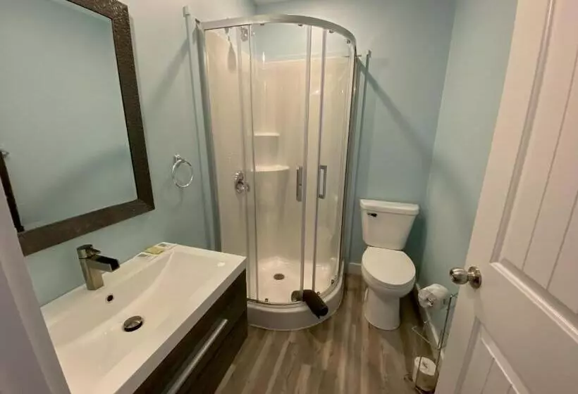 Retkeilymaja Dildo Boathouse Inn