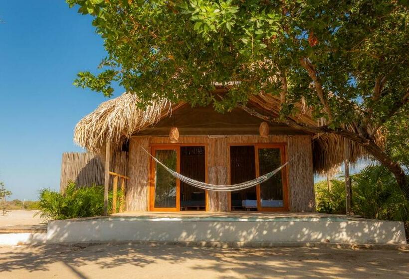 هاستل Maleiwa Beach