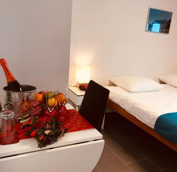 هتل Chalet Montriond Bike & Ski