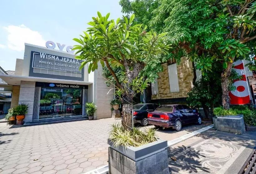 ホテル Oyo 2028 Wisma Jepara
