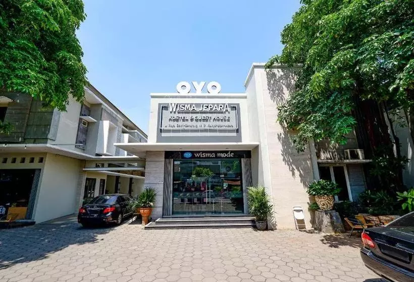 ホテル Oyo 2028 Wisma Jepara