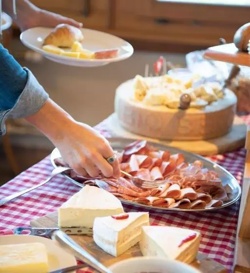 Hotelli Restaurant Und Kaeserei Berghof