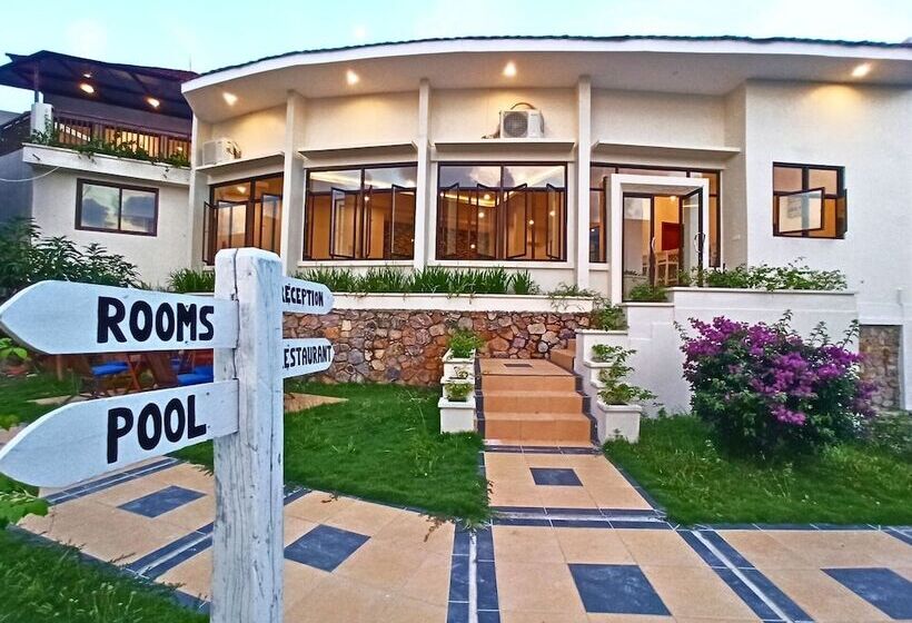 Hotel The Happinezz Hills