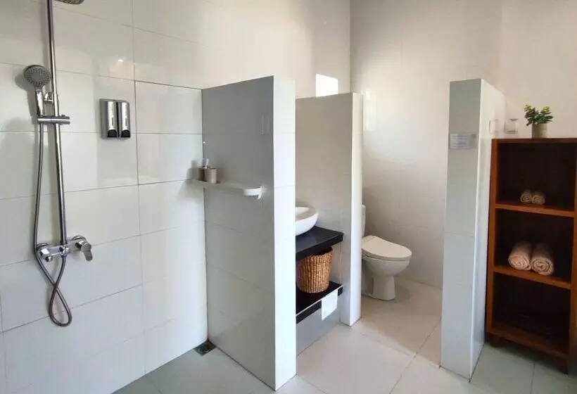 Hotelli The Happinezz Hills