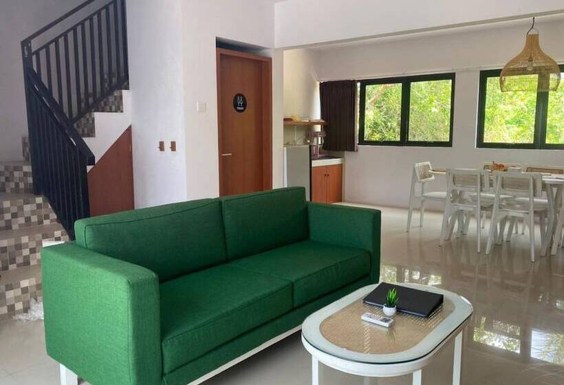 Hotel The Happinezz Hills