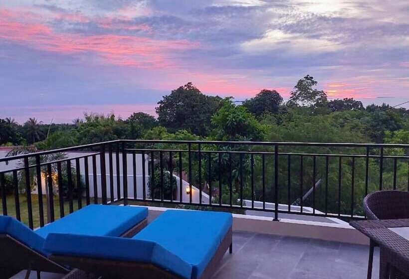 Hotel The Happinezz Hills