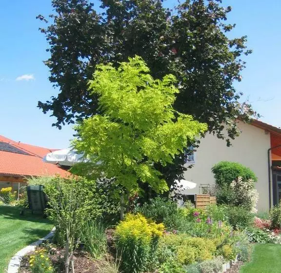 Hotelli Wirth Z ´ Moosham