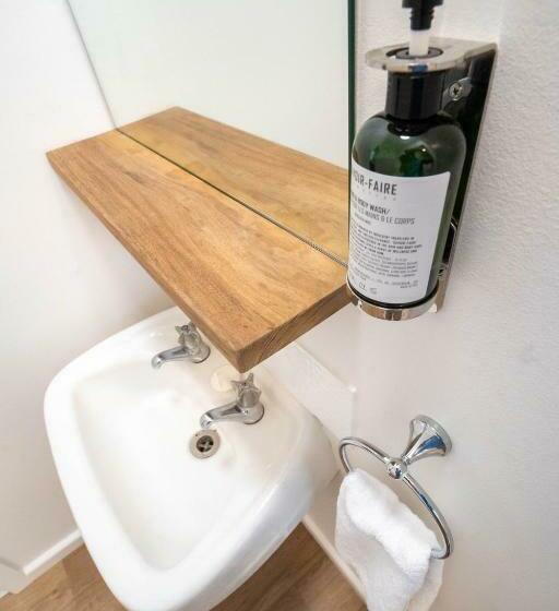 فندق على الطريق The Platypus Accommodation & Cafe