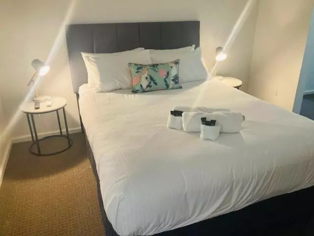 モーテル The Platypus Accommodation & Cafe