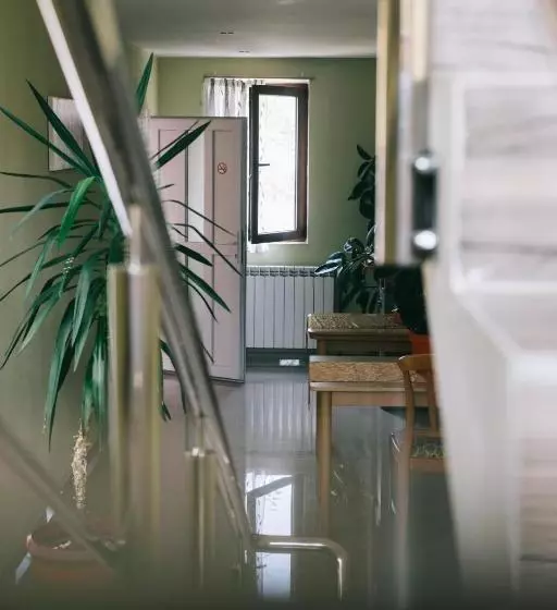 ペンション La Tusi Lovrin