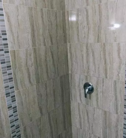 ペンション La Tusi Lovrin