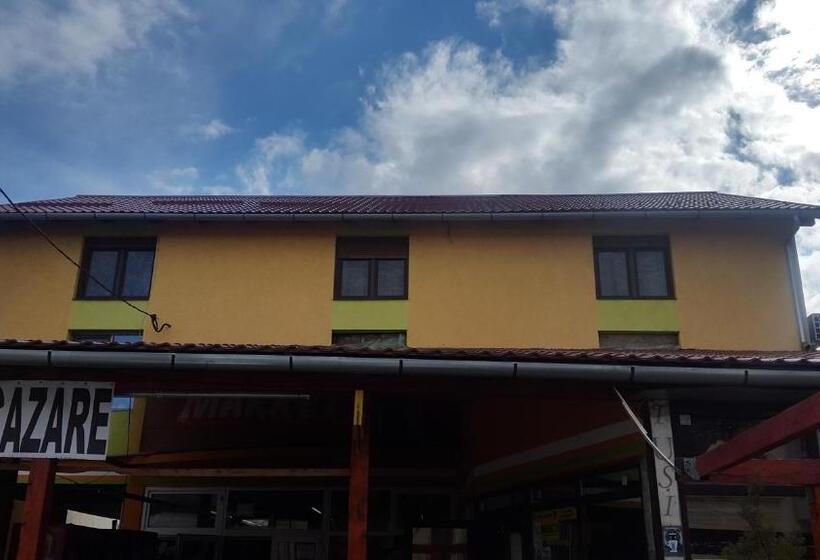 Pensjonat La Tusi Lovrin