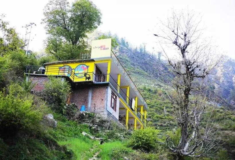 Whoopers Hostel Tosh