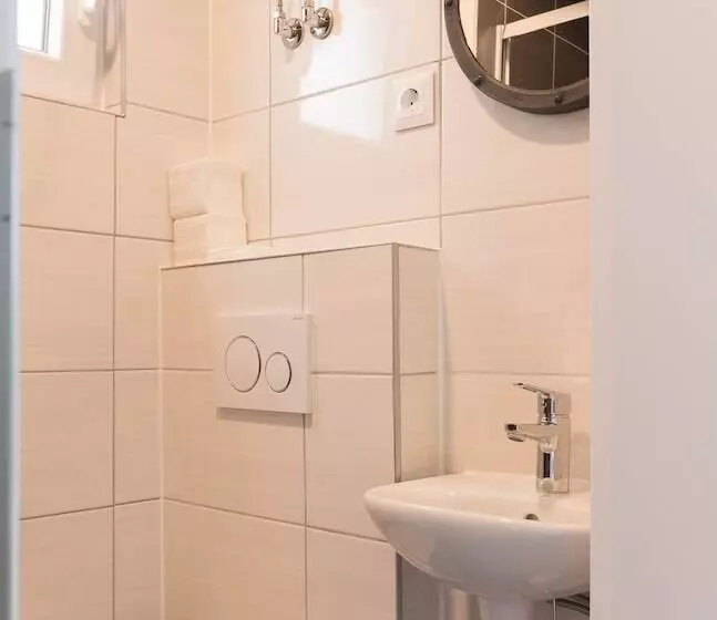 ユースホステル Camping Odmoree   Campsite