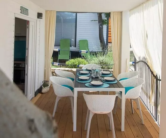 ユースホステル Camping Odmoree   Campsite