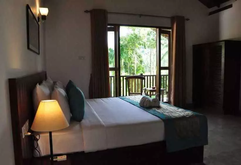 تختخواب و صبحانه Villa Peacock