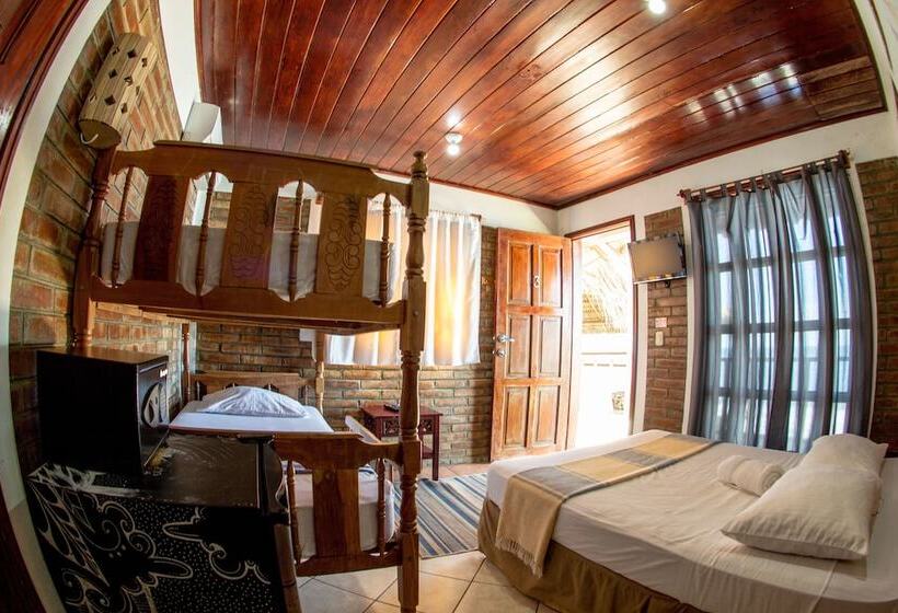 هتل Miramar Surfcamp