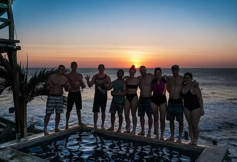 Hotelli Miramar Surfcamp