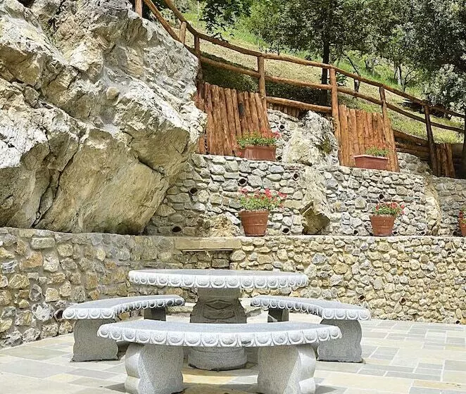 田舎風ホテル Agriturismo Cornali