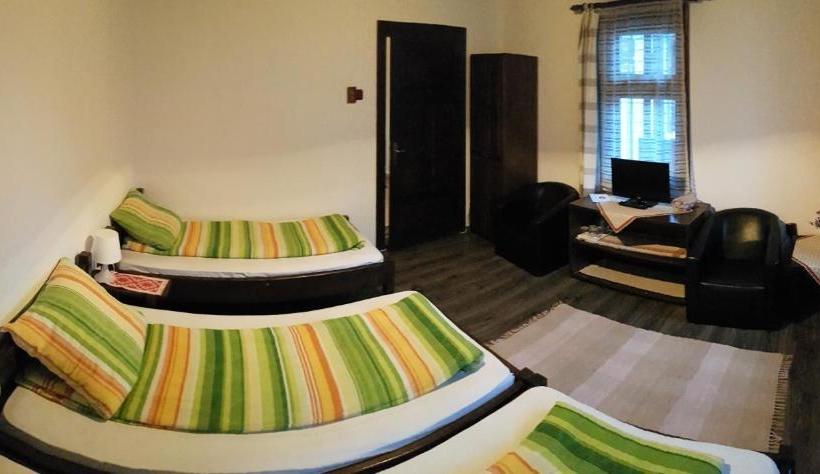 پانسیون Casa Demeter