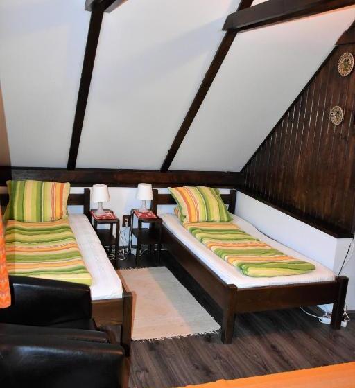 پانسیون Casa Demeter