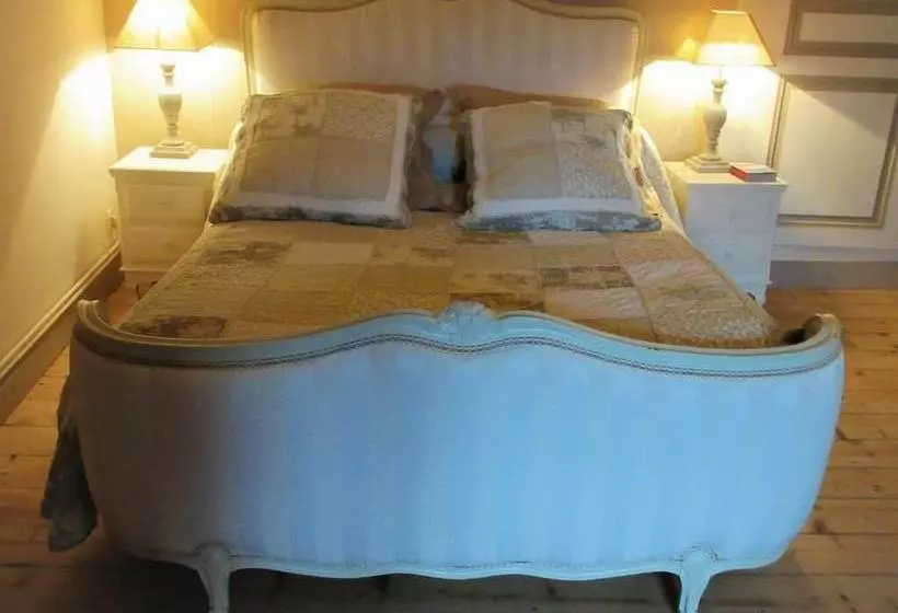 پانسیون Le Manoir Sur La Roche